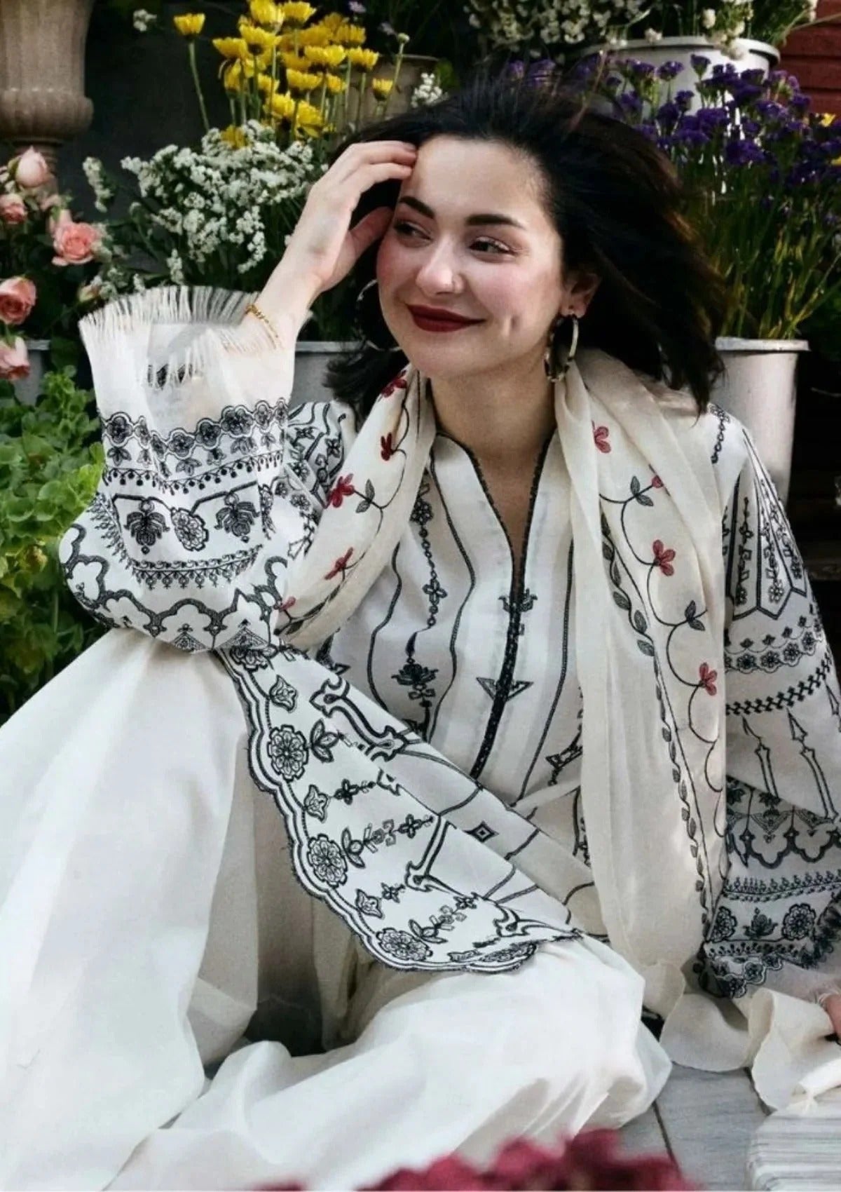 Lawn-3PC Embroidered Shirt with Digital Printed Jacquard Dupatta- 1383