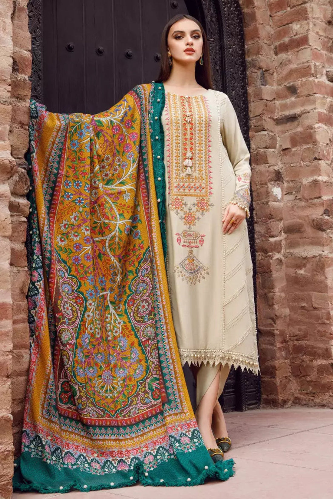 3PC LAWN EMBROIDERED SHIRT WITH PRINTED BAMBER CHIFFON DUPATTA AND TROUSER - 706