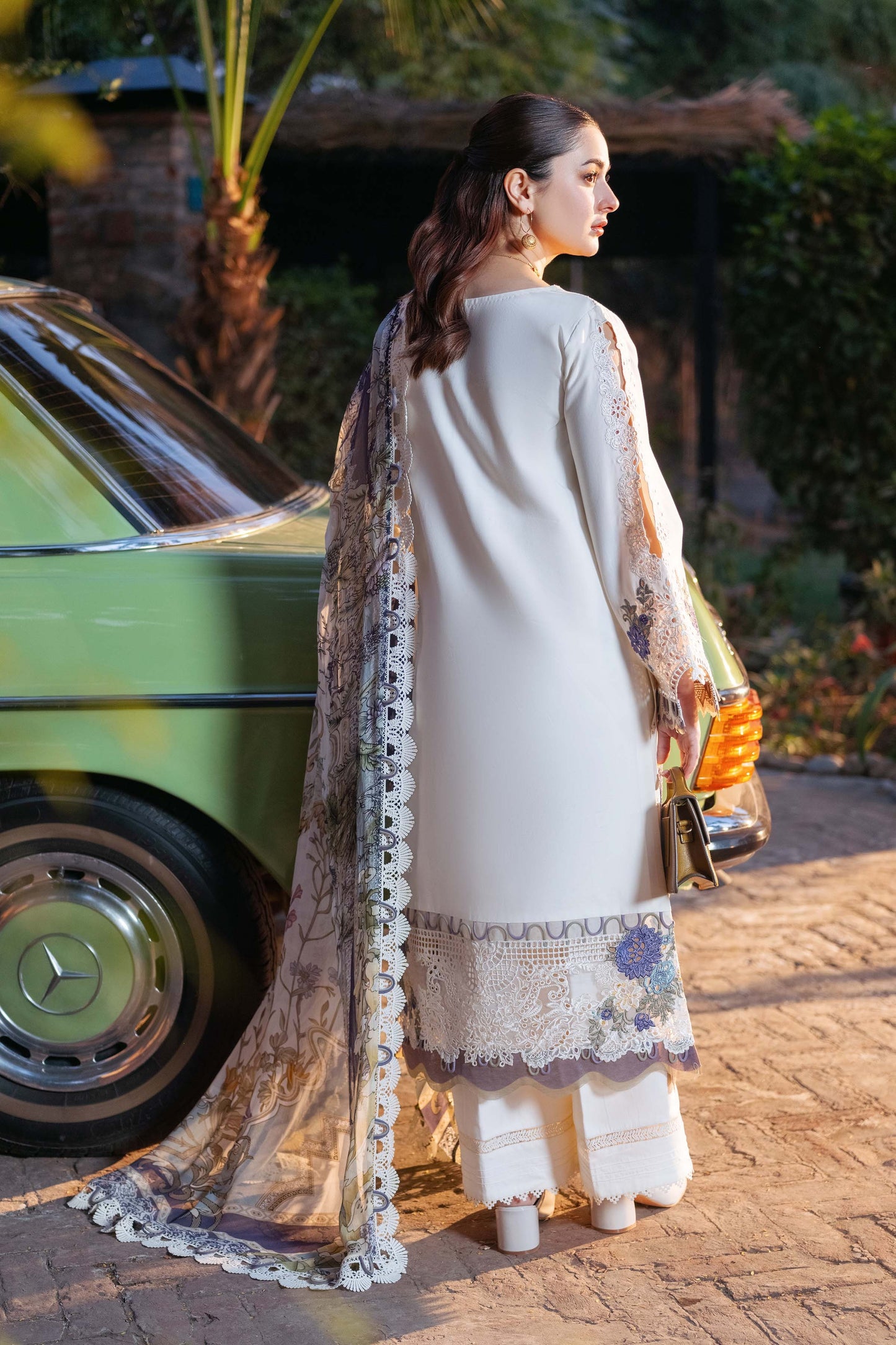 Lawn-3PC Embroidered Shirt with Digital Printed Jacquard Dupatta-1419