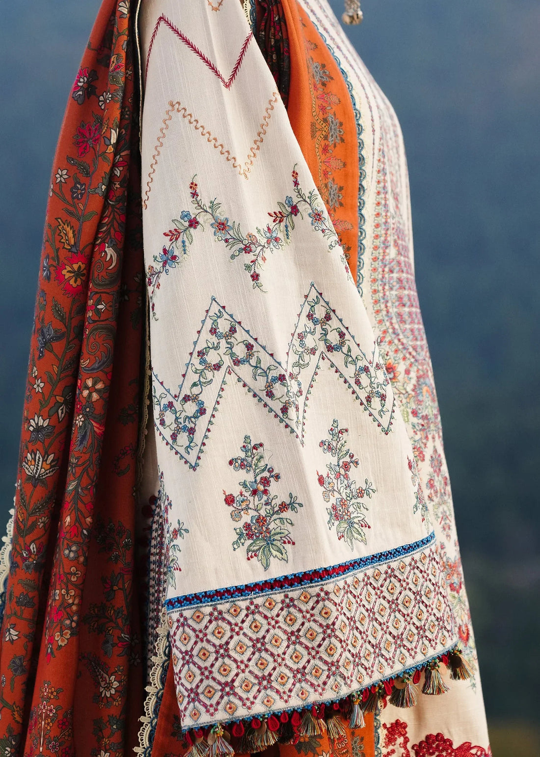 Lawn-3PC Embroidered Shirt with Digital Printed Jacquard Dupatta- 1072