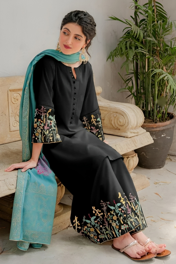 Khaddar 3PC Embroidered-626