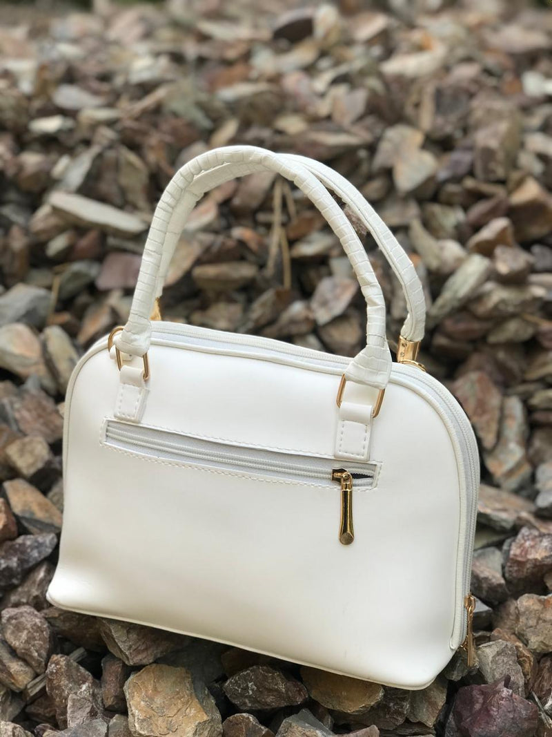 WHITE MINI MESSENGER BAG